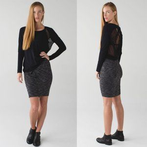 Lululemon Heathered Gray Black Rulu‎ & Go Where-To Skirt Size 4